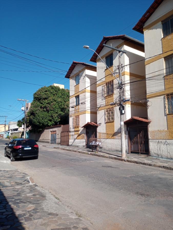 Apartamento à venda com 3 quartos, 69m² - Foto 1