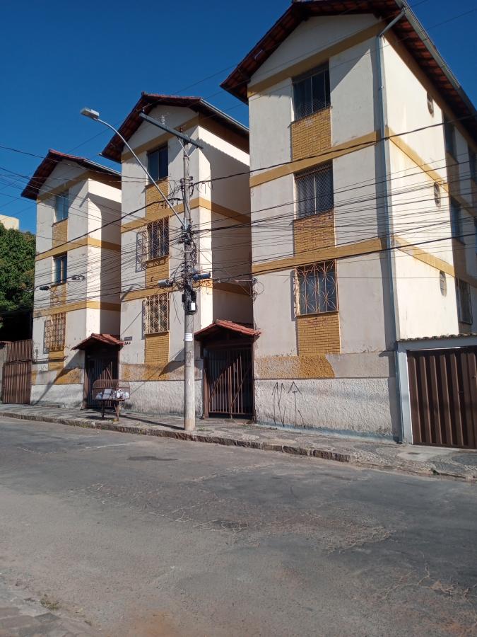 Apartamento à venda com 3 quartos, 69m² - Foto 2