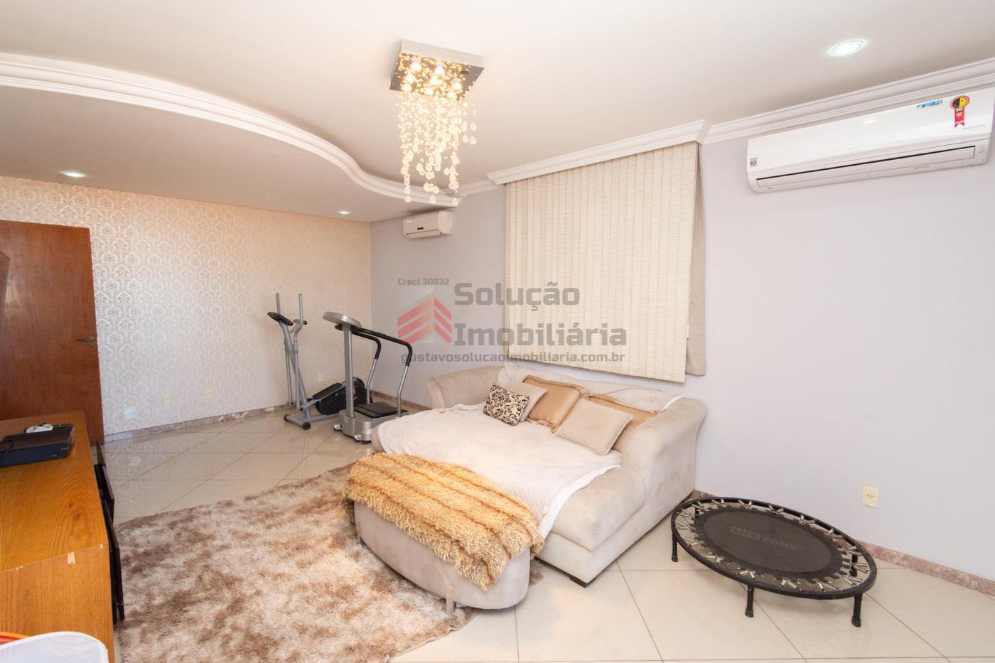 Casa à venda com 5 quartos, 606m² - Foto 18