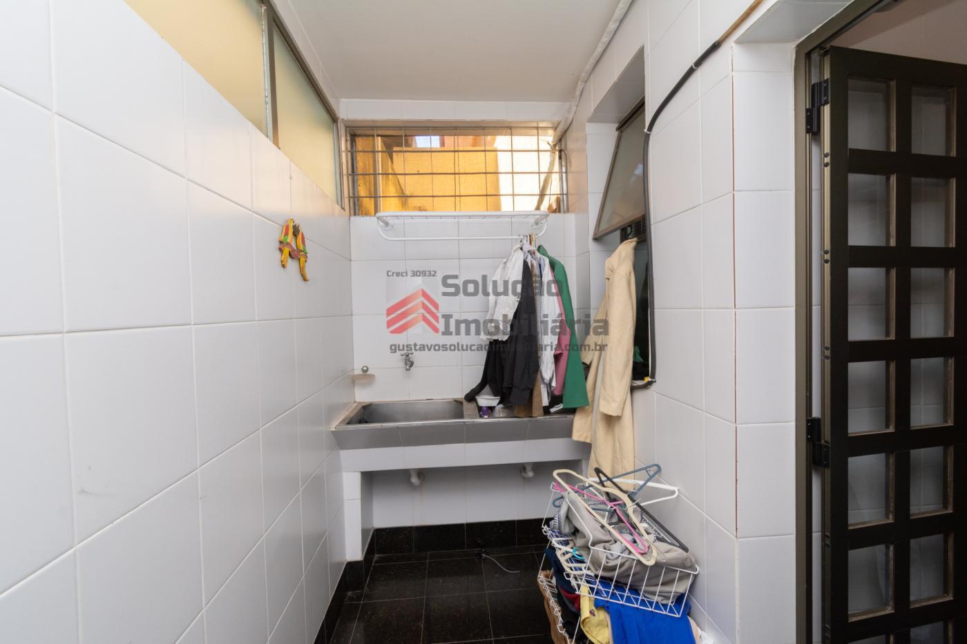 Casa à venda com 5 quartos, 606m² - Foto 17