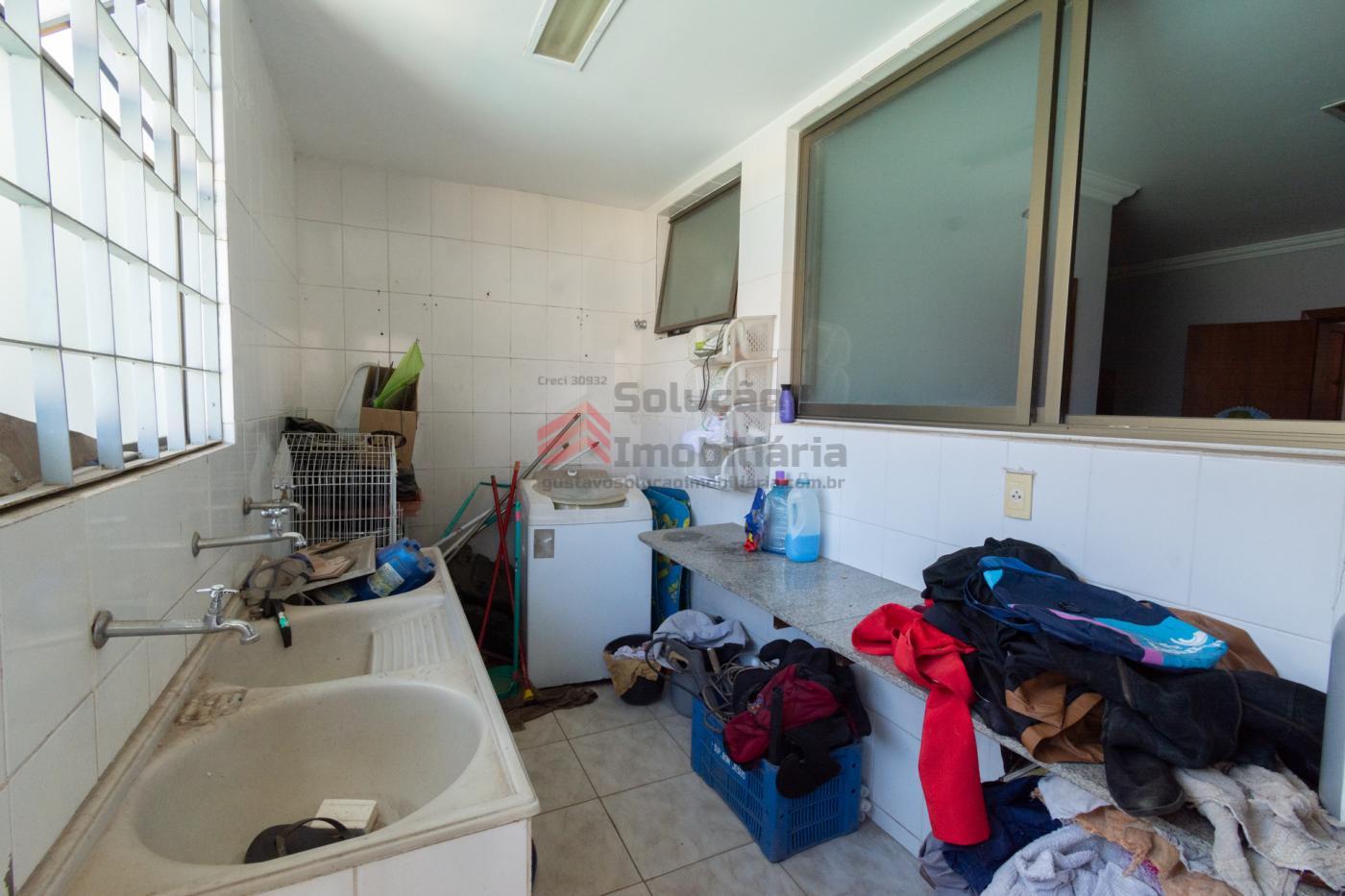 Casa à venda com 5 quartos, 606m² - Foto 22