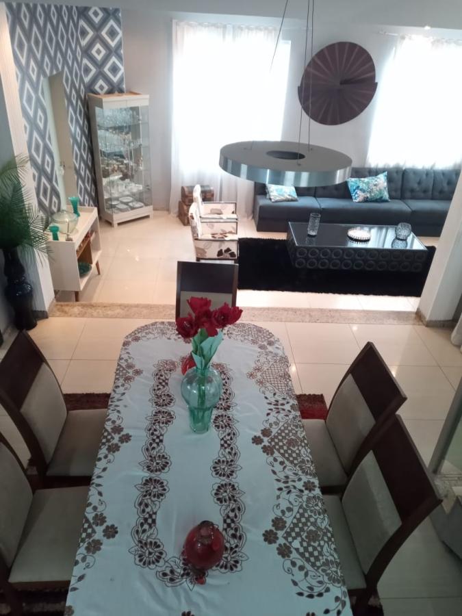Casa à venda com 5 quartos, 240m² - Foto 18