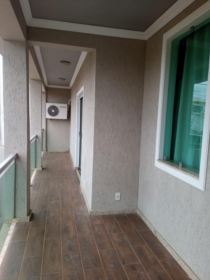 Casa à venda com 5 quartos, 240m² - Foto 20