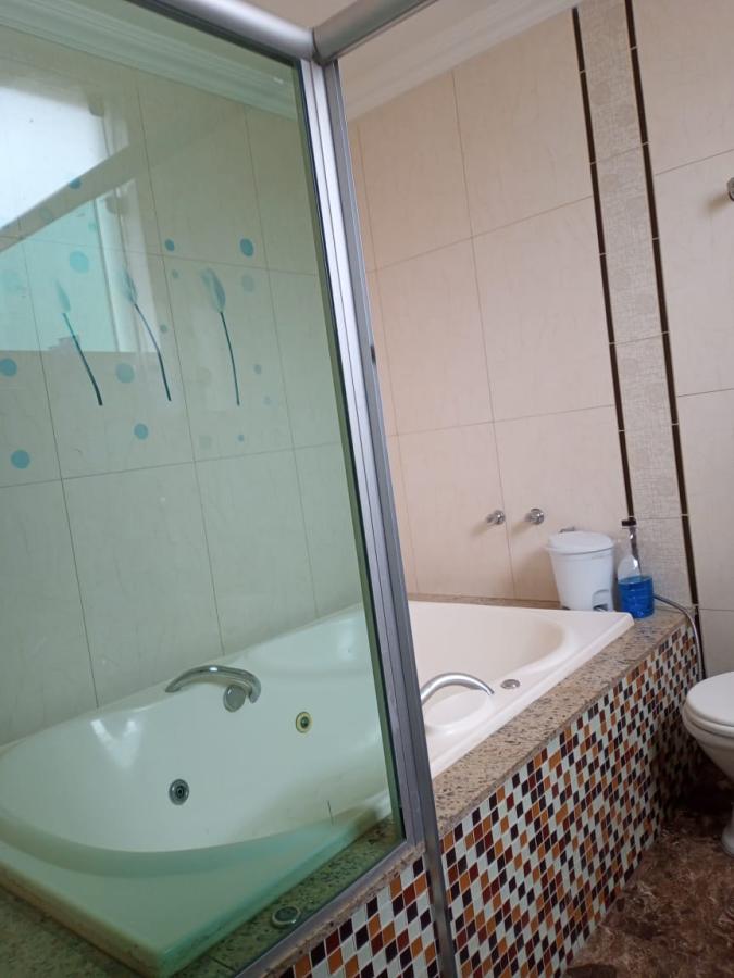 Casa à venda com 5 quartos, 240m² - Foto 23
