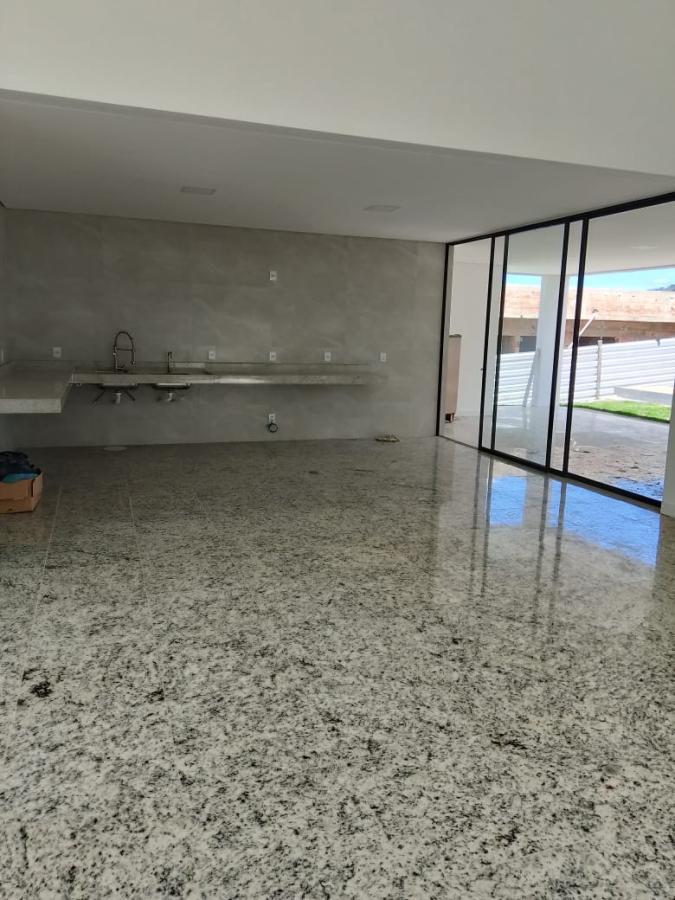 Casa à venda com 4 quartos, 1270m² - Foto 9