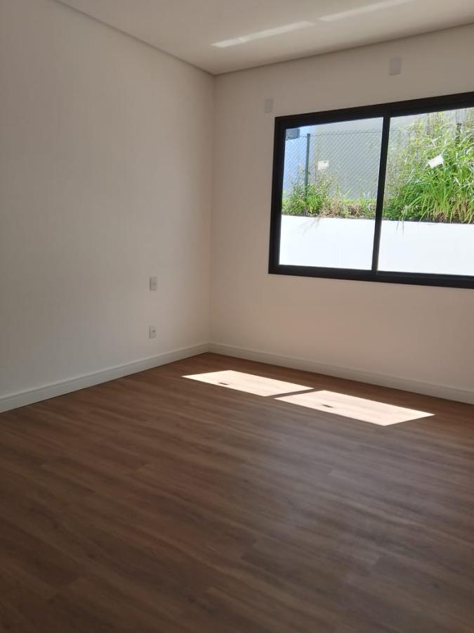 Casa à venda com 4 quartos, 1270m² - Foto 14