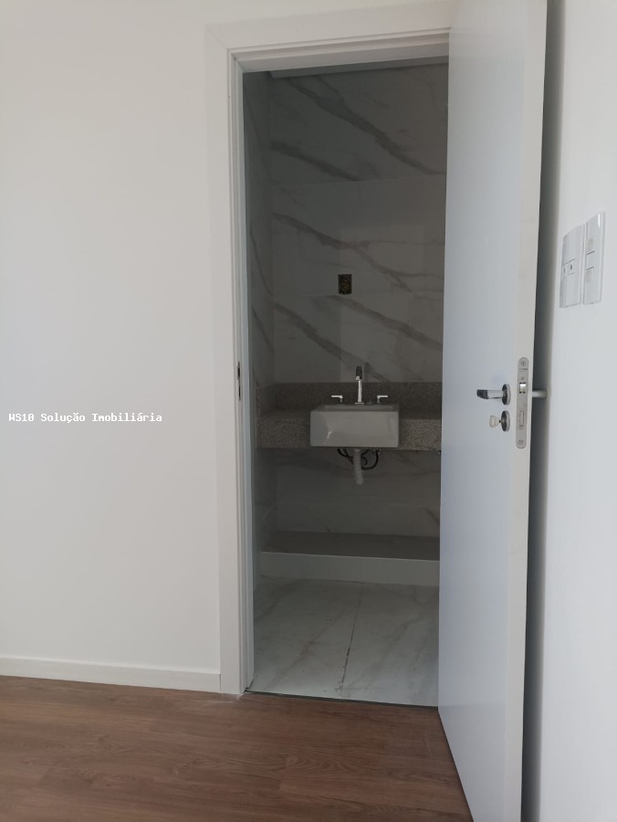 Apartamento à venda com 3 quartos, 135m² - Foto 17