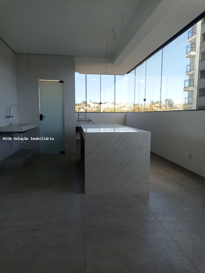 Apartamento à venda com 3 quartos, 135m² - Foto 11