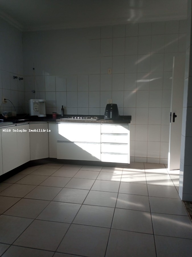 Casa, 5 quartos, 1000 m² - Foto 4