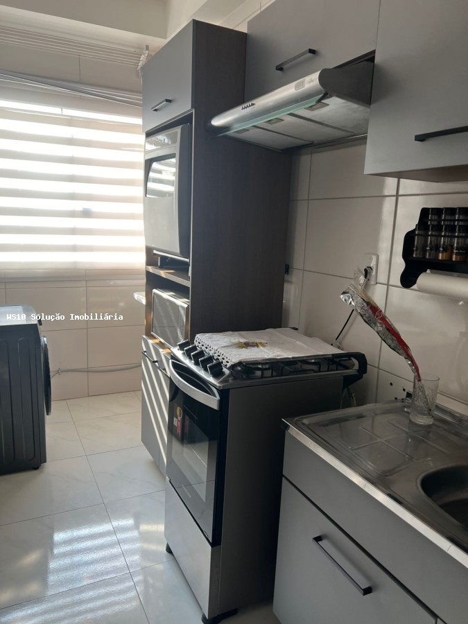 Apartamento para alugar com 2 quartos, 55m² - Foto 15
