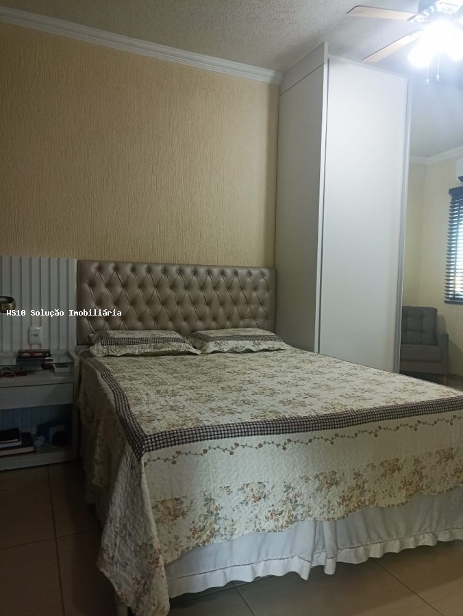 Casa de Condomínio à venda com 3 quartos, 180m² - Foto 16
