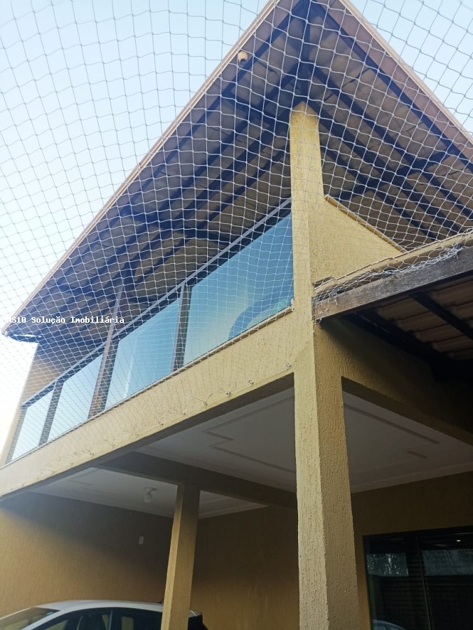 Casa de Condomínio à venda com 3 quartos, 180m² - Foto 1